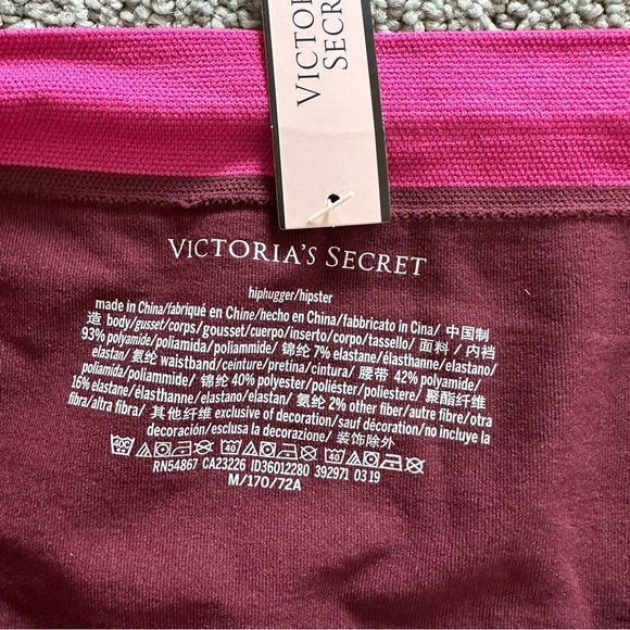 Victoria’s‎ Secret NWT hip-hugger/hipster panty size Medium - Picture 2 of 4